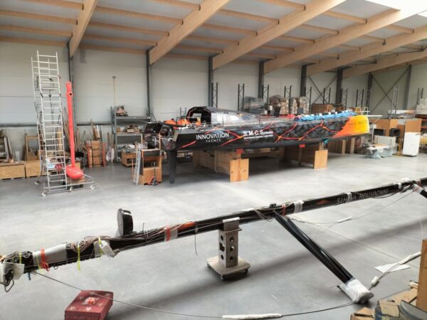 Open60AAL, hull, mast and keel ready in the shipyard before transport - Ant Arctic Lab
