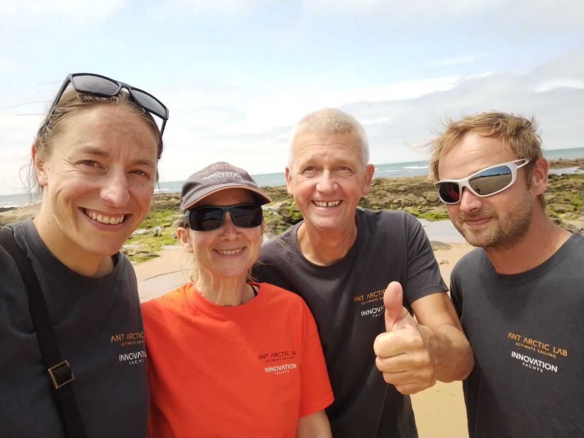 Team smiling on Paracou beach - ANT ARCTIC LAB